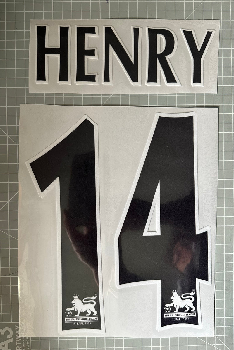 Cargue la imagen en el visor de la galería, Henry #14 Arsenal 1997-2006 Premier League FLOCK Nameset for Football Shirt
