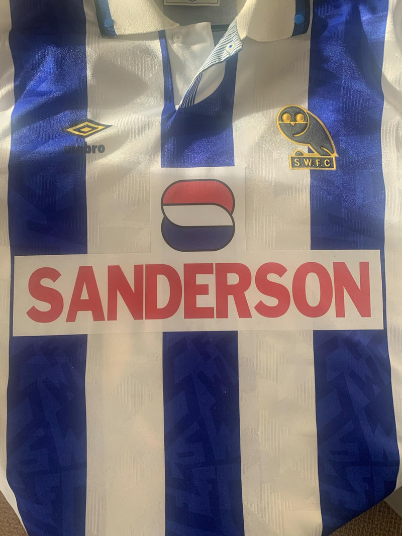 Cargue la imagen en el visor de la galería, Sanderson Flock Sponsor Patch for Sheffield Wednesday FA Cup Final 1993 Football Shirt
