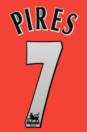 Pires 7 2004-2005 Arsenal Home Nameset Football Shirt