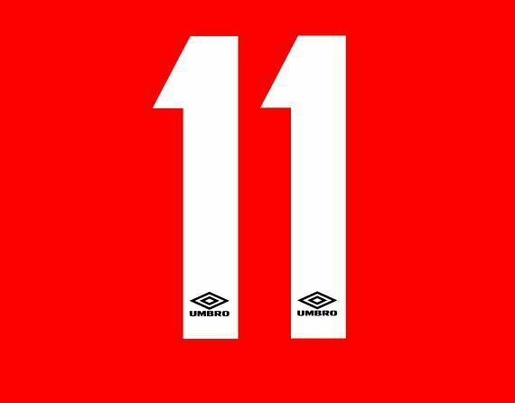 Load image into Gallery viewer, Umbro 1990&#39;s White Felt Choose Your Number Football Shirt Soccer Heat Print
